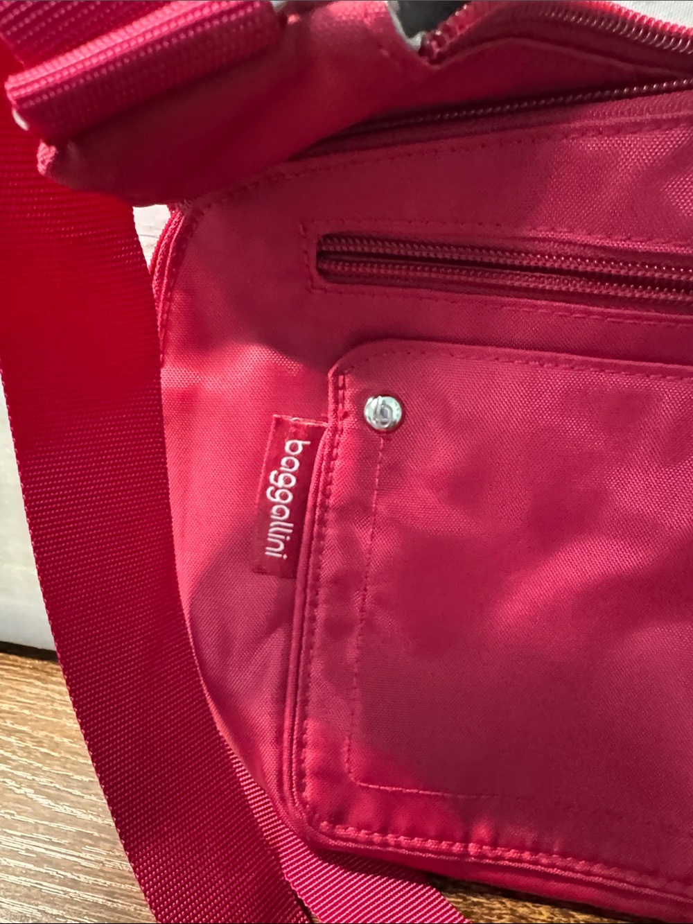 Baggallini Hot Pink Crossbody Organizer Bag - Picture 2 of 5